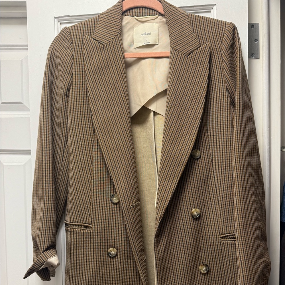 Aritzia Wilfred Blazer